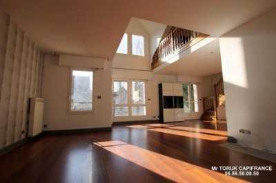 Condo For Sale in Chartres, France