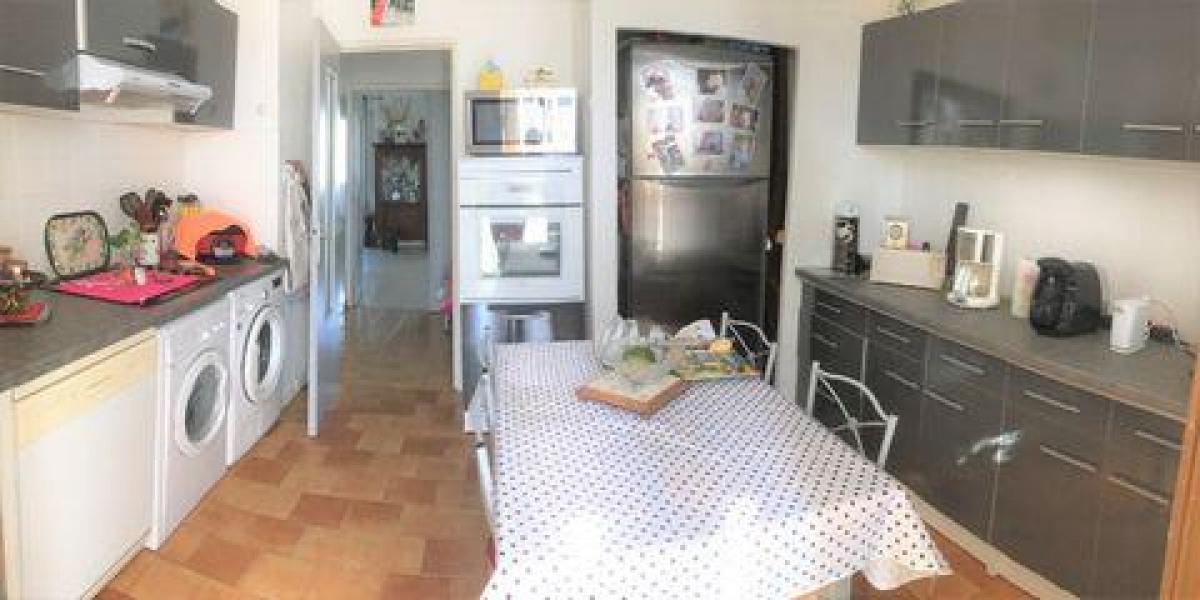 Picture of Condo For Sale in SIX FOURS LES PLAGES, Cote d'Azur, France