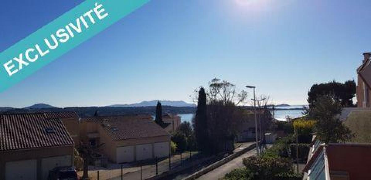 Picture of Apartment For Sale in Bandol, Cote d'Azur, France