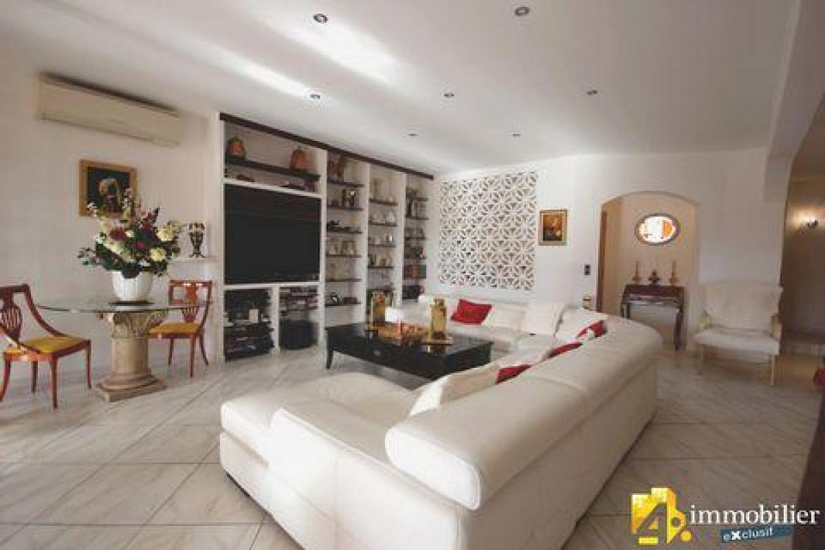 Picture of Condo For Sale in Frejus, Cote d'Azur, France