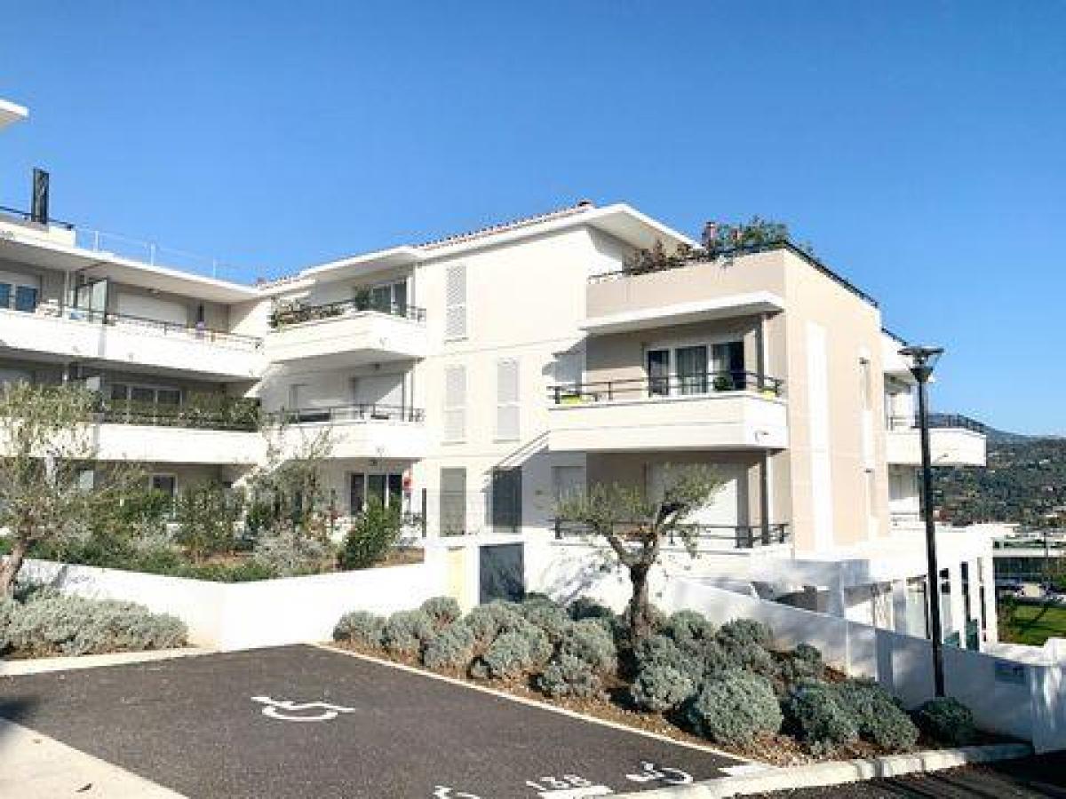 Picture of Condo For Sale in Grasse, Cote d'Azur, France