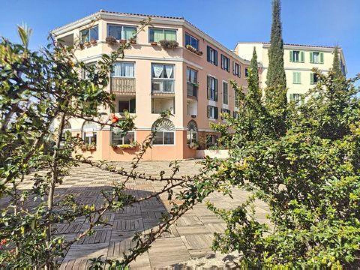 Picture of Condo For Sale in Frejus, Cote d'Azur, France