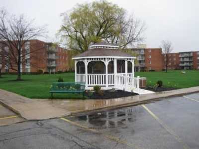 Apartment For Rent in Mayfield Heights, Ohio