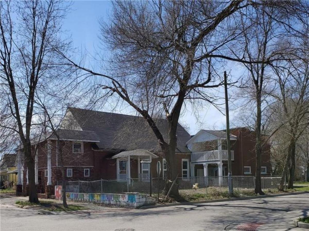 Picture of Home For Sale in Shelbyville, Indiana, United States