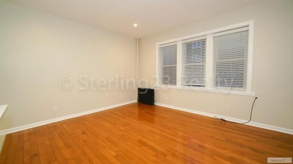 Picture of Apartment For Rent in Flushing, New York, United States