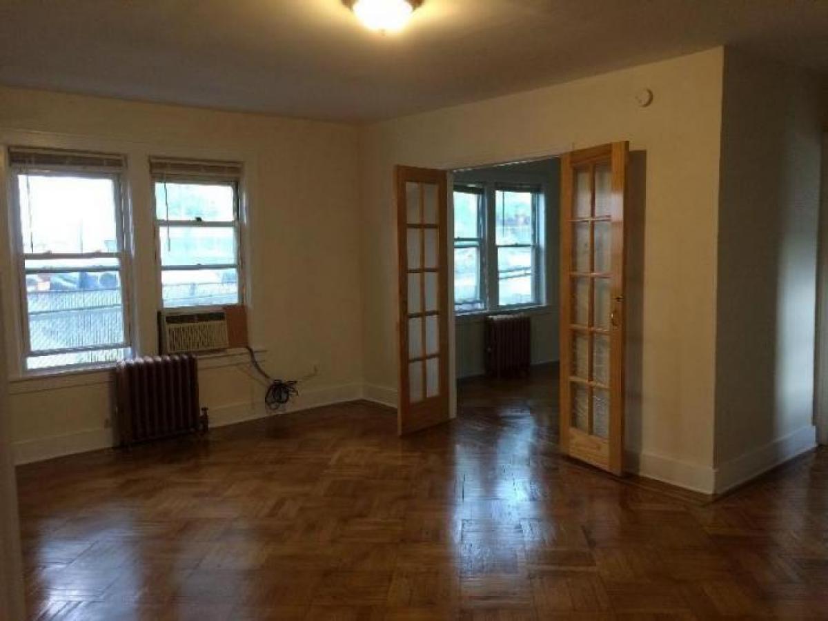 Picture of Home For Rent in Queens, New York, United States