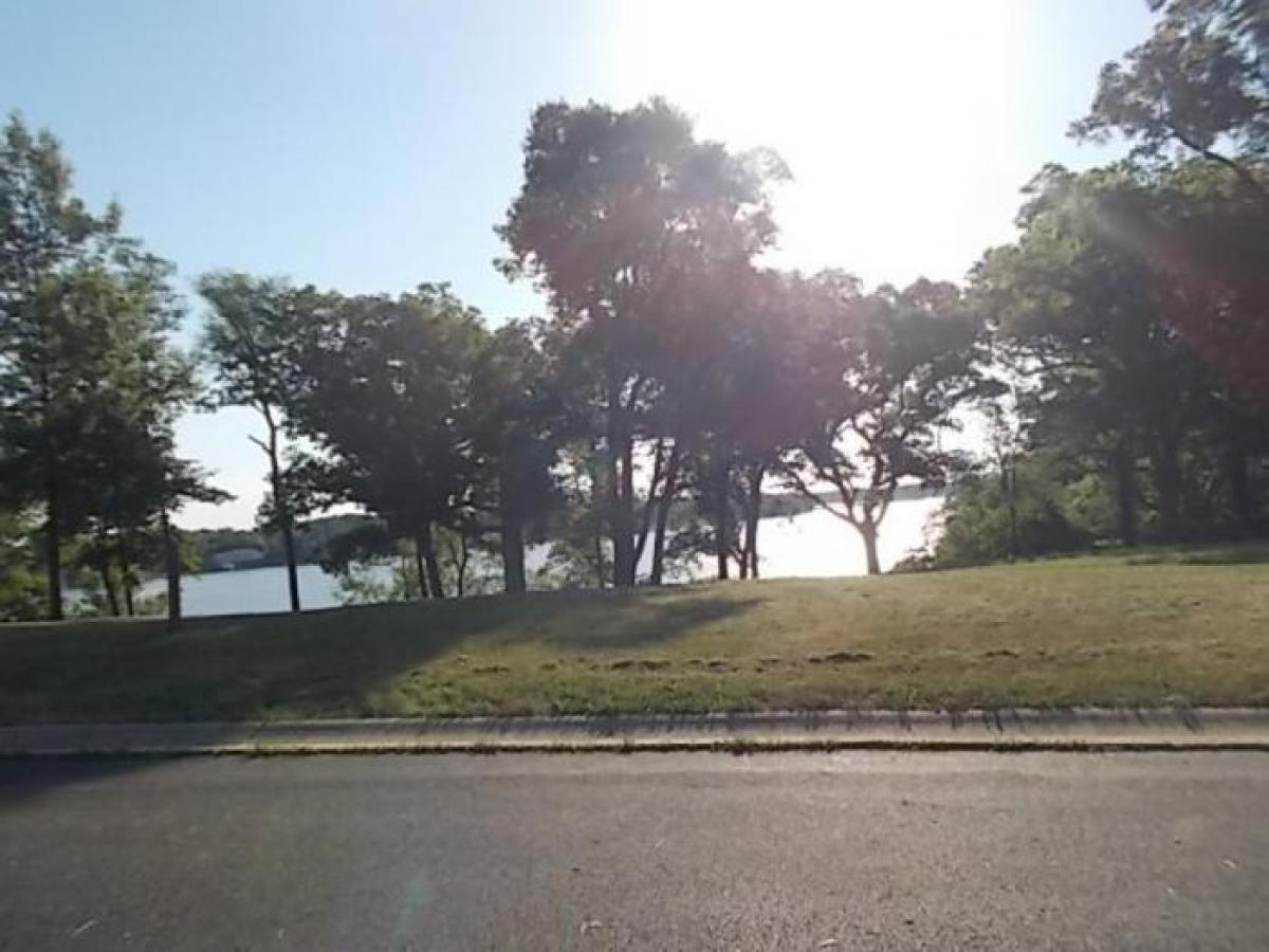 Picture of Residential Land For Sale in Decatur, Illinois, United States