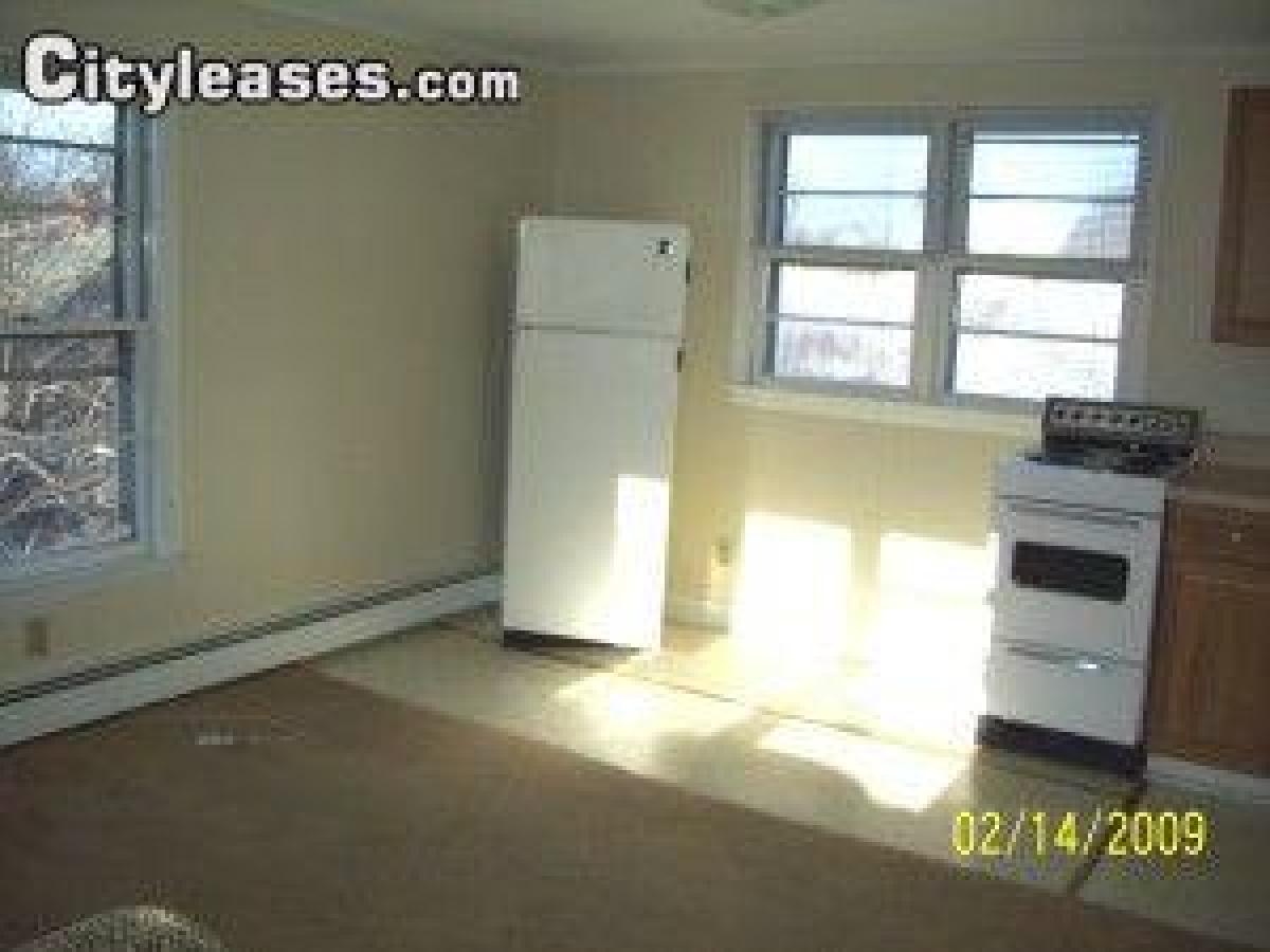 Picture of Apartment For Rent in Cumberland, Maine, United States