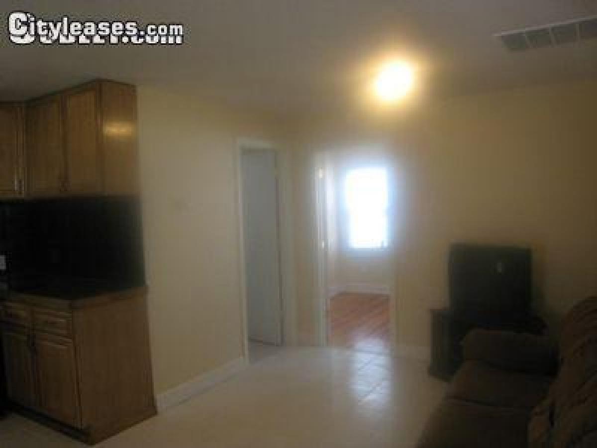 Picture of Apartment For Rent in Middlesex, New Jersey, United States