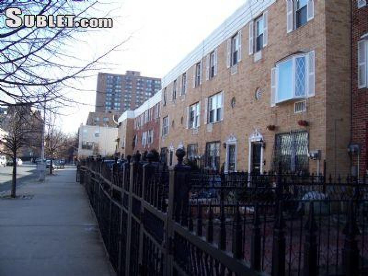 Picture of Home For Rent in Bronx, New York, United States