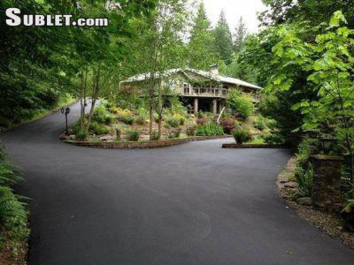 Picture of Home For Rent in Clackamas, Oregon, United States