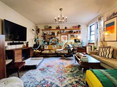 Apartment For Rent in Forest Hills, New York