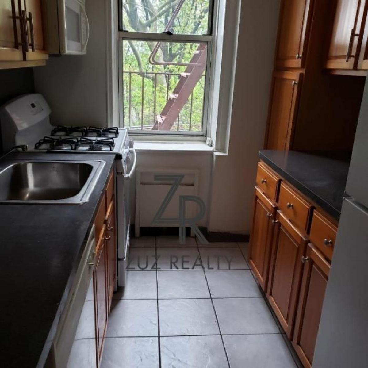 Picture of Apartment For Rent in Forest Hills, New York, United States