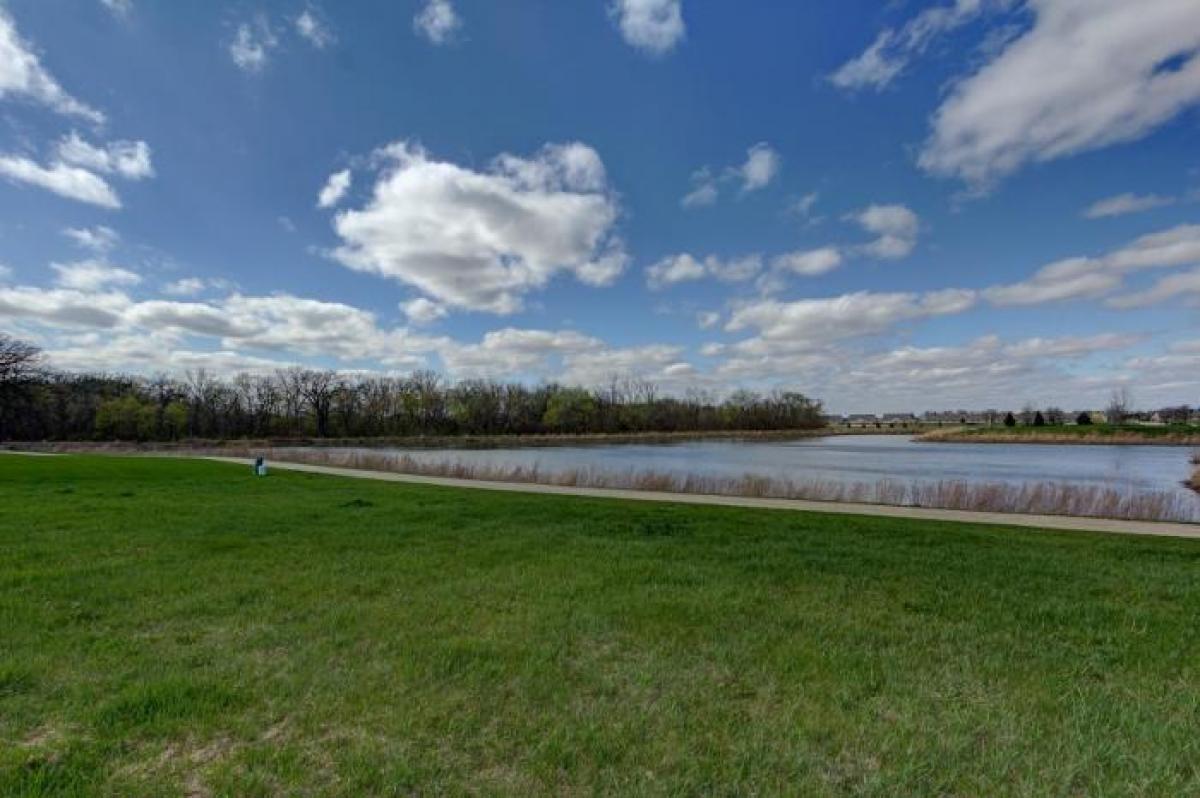 Picture of Residential Land For Sale in Sycamore, Illinois, United States