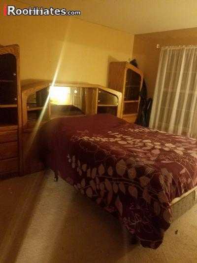 Home For Rent in Kenosha, Wisconsin