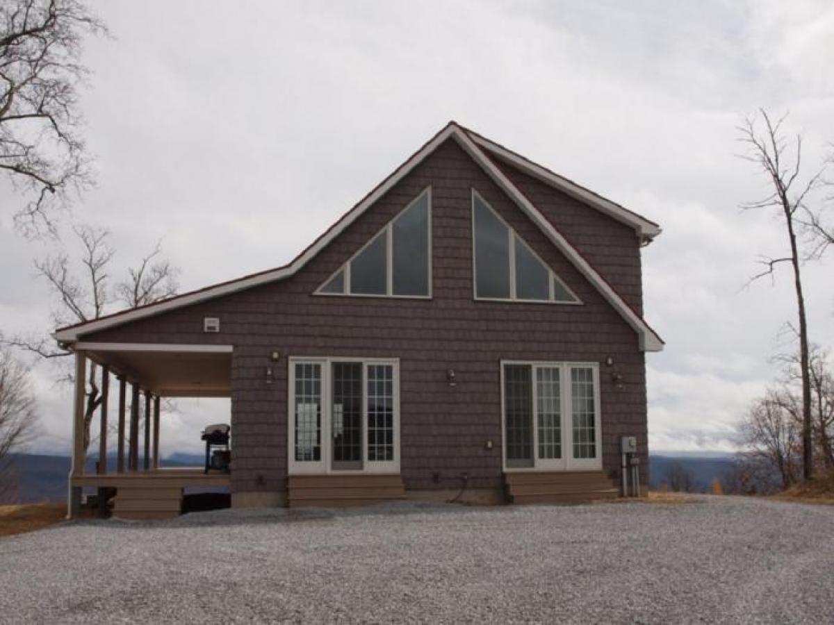 Picture of Home For Sale in Franklin, West Virginia, United States