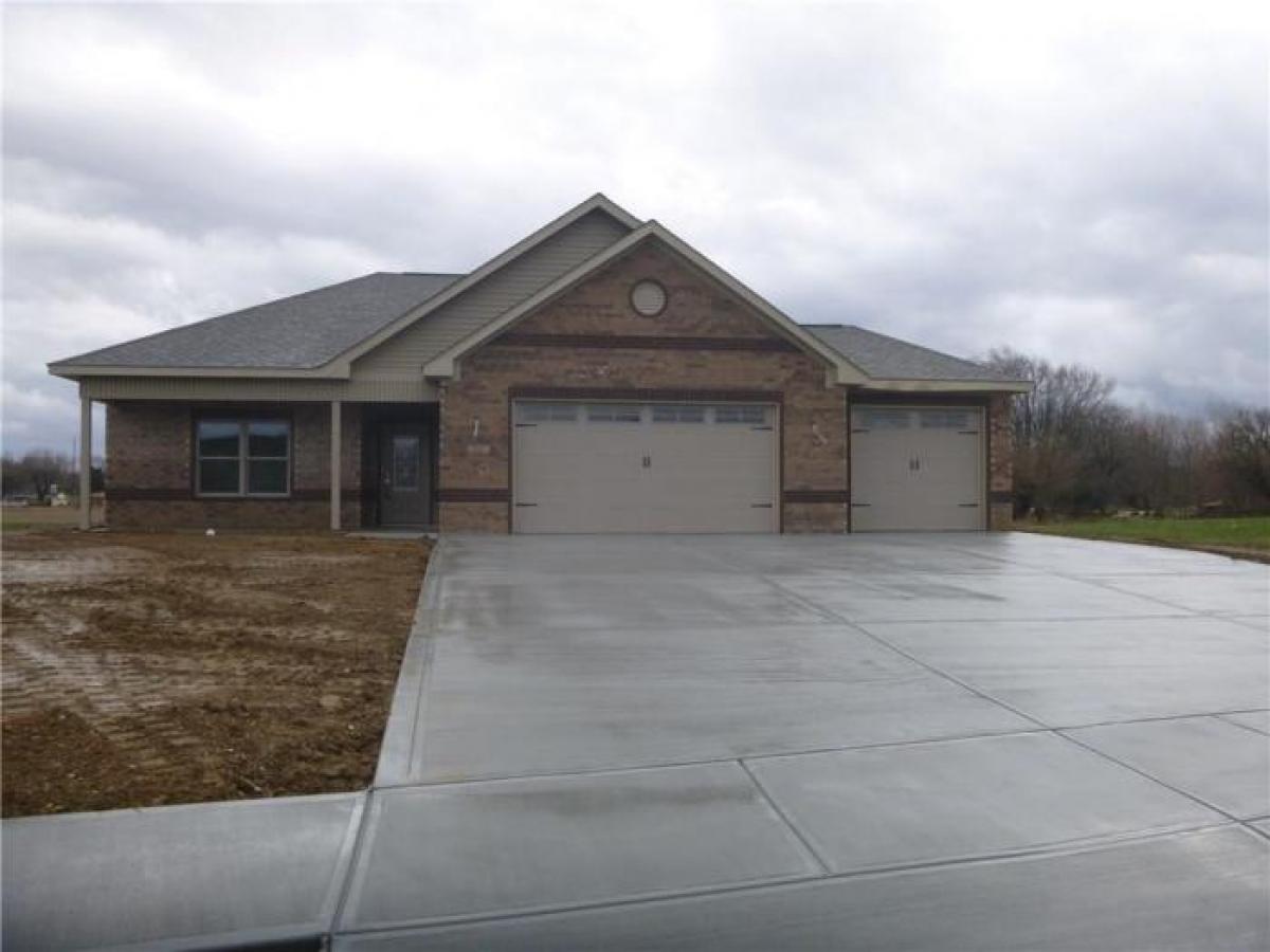 Picture of Home For Sale in Monrovia, Indiana, United States