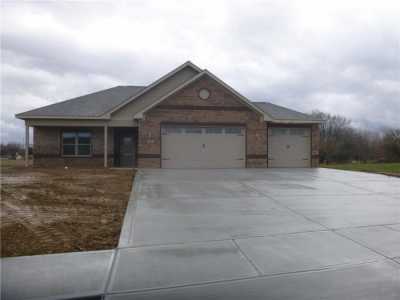 Home For Sale in Monrovia, Indiana