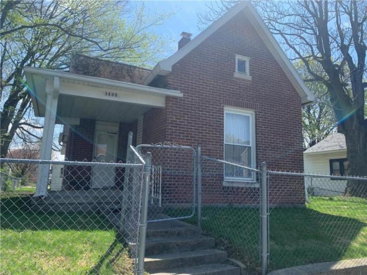 Picture of Home For Sale in Muncie, Indiana, United States