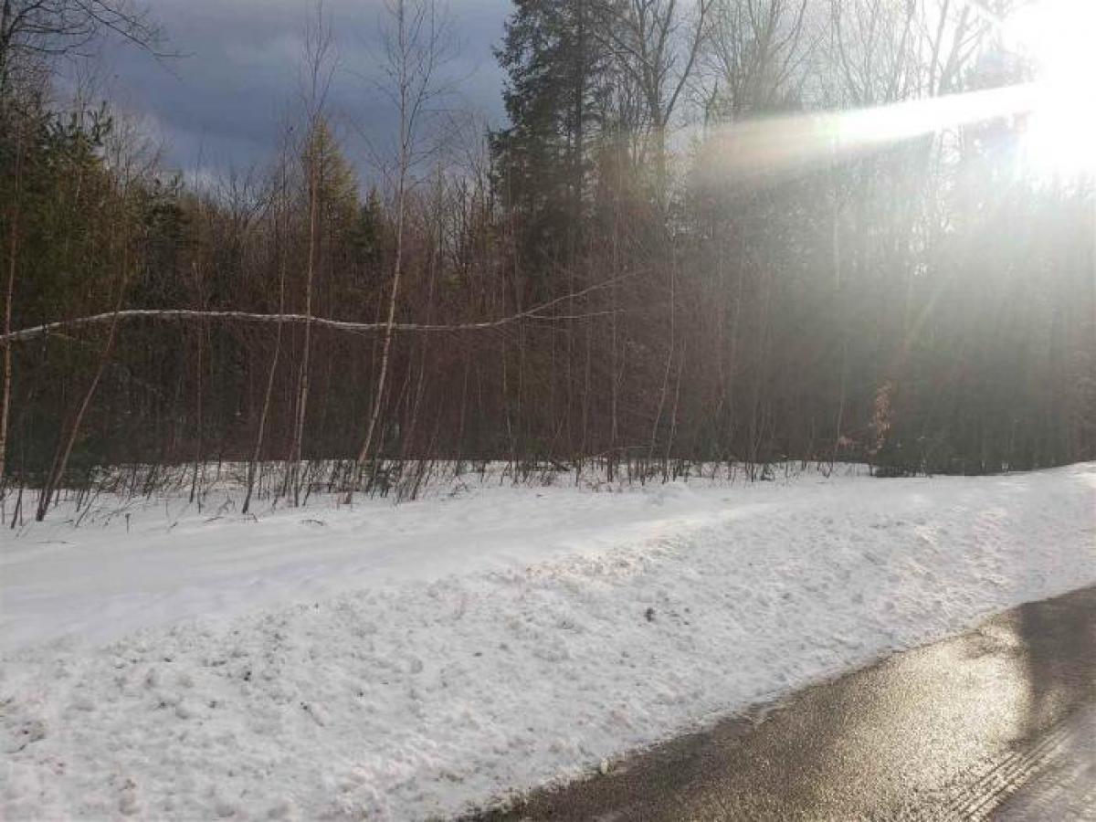 Picture of Residential Land For Sale in Conway, New Hampshire, United States