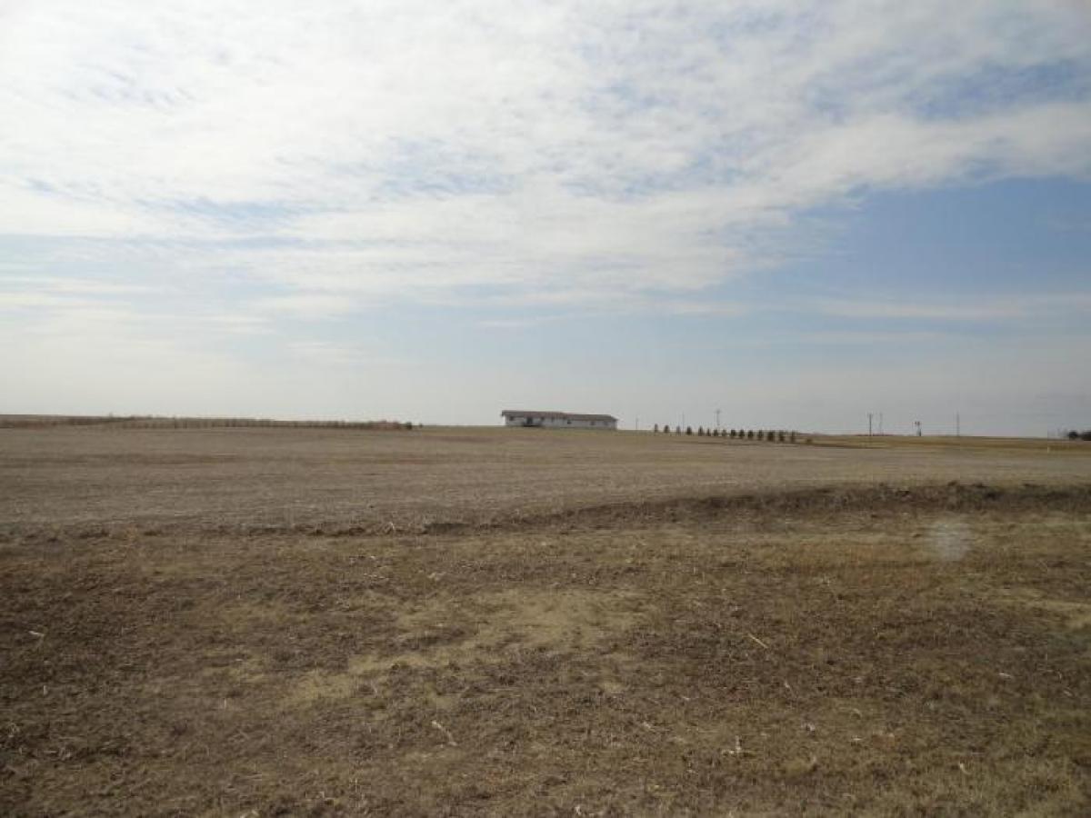 Picture of Residential Land For Sale in Aberdeen, South Dakota, United States