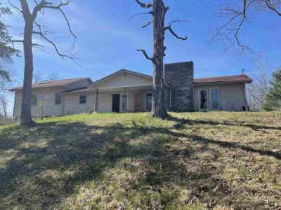 Home For Sale in Nashville, Indiana