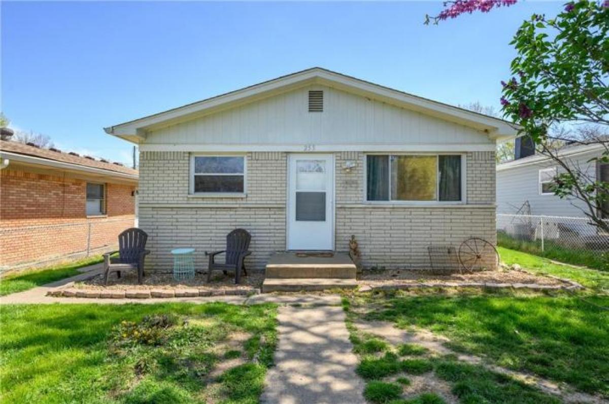 Picture of Home For Sale in Beech Grove, Indiana, United States