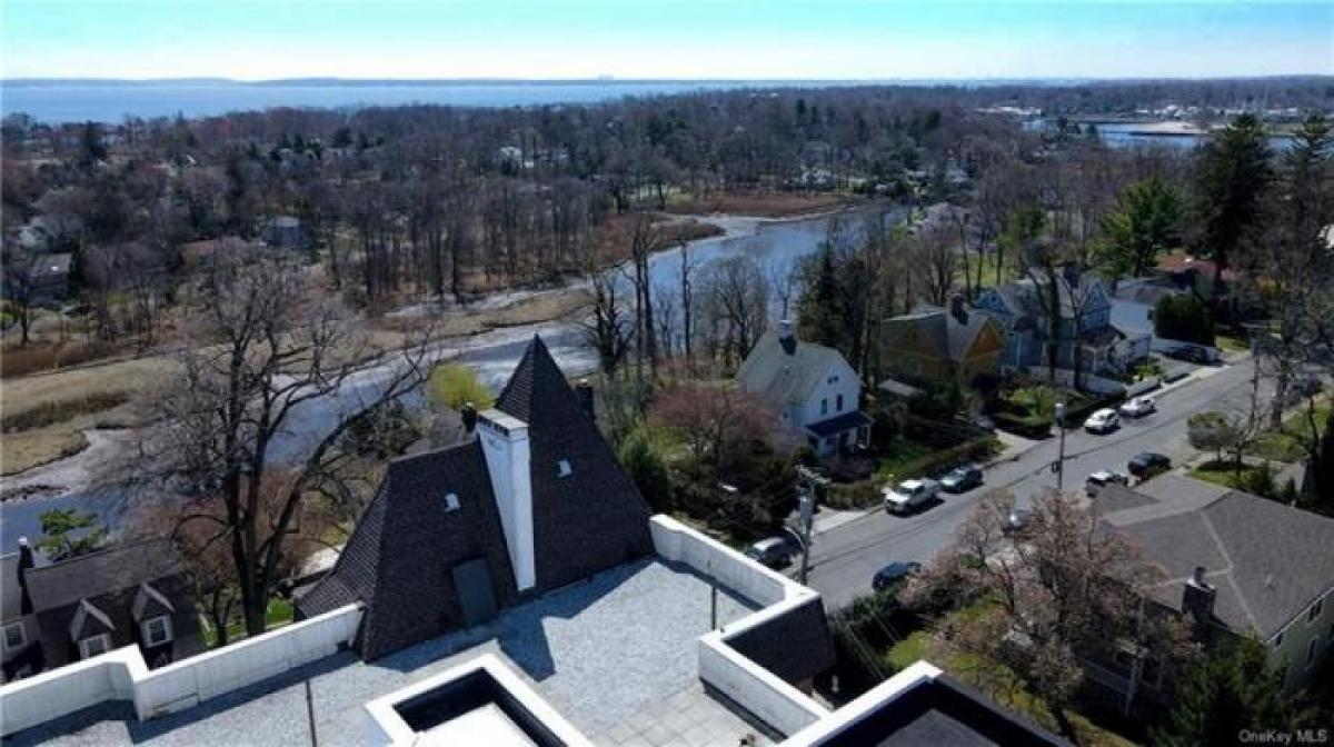 Picture of Residential Land For Sale in Mamaroneck, New York, United States