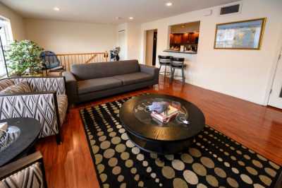 Home For Rent in Newark, New Jersey