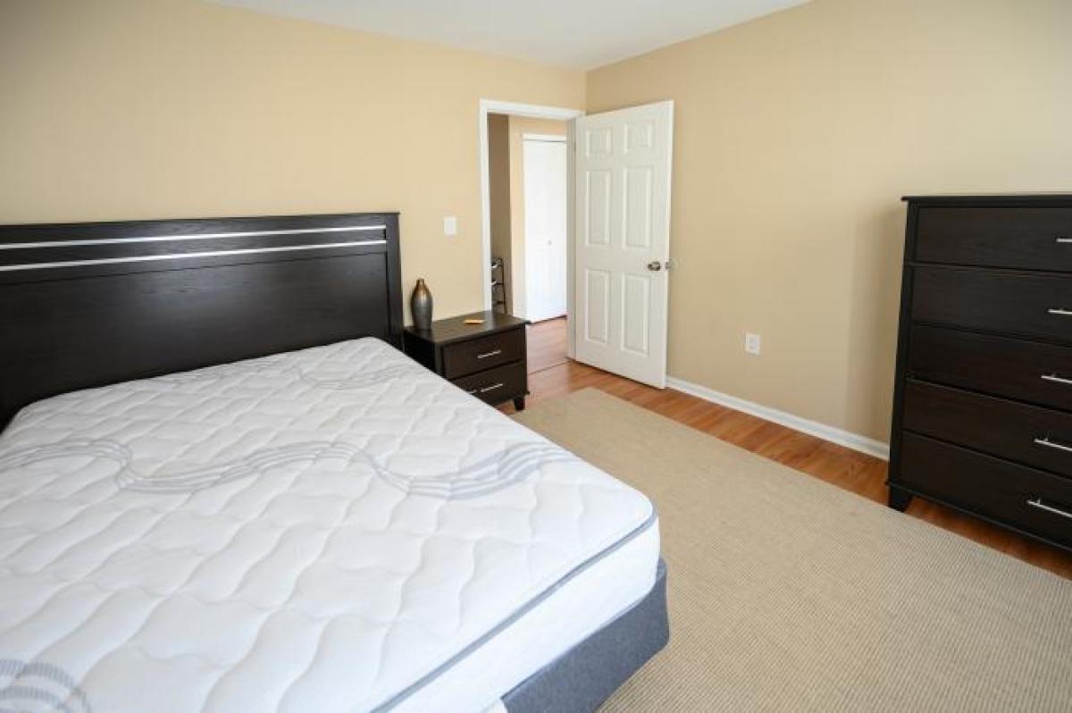 Picture of Home For Rent in Newark, New Jersey, United States