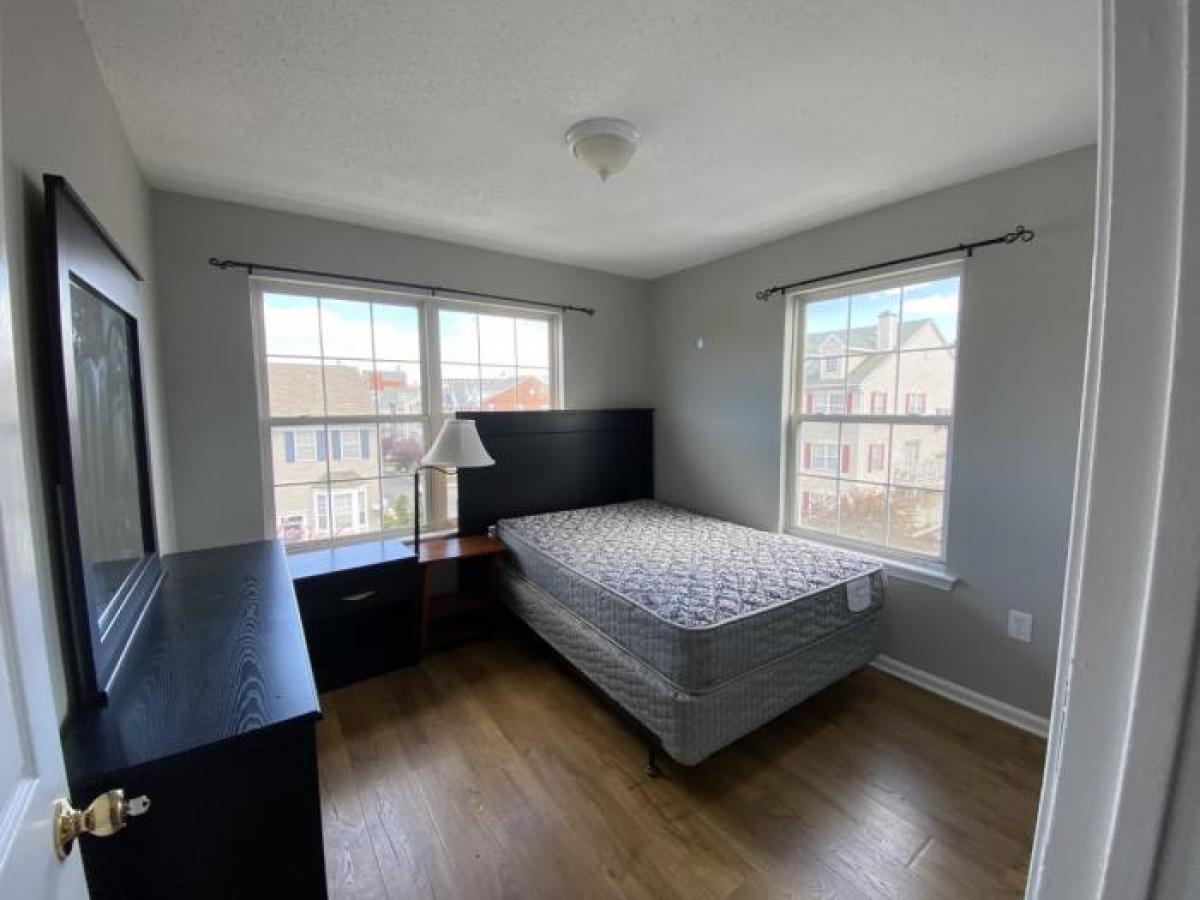 Picture of Home For Rent in Newark, New Jersey, United States