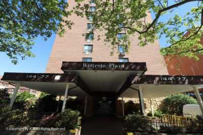 Condo For Sale in Flushing, New York