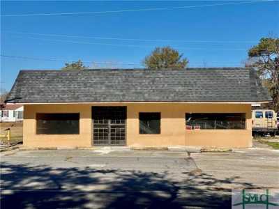 Retail For Sale in Savannah, Georgia