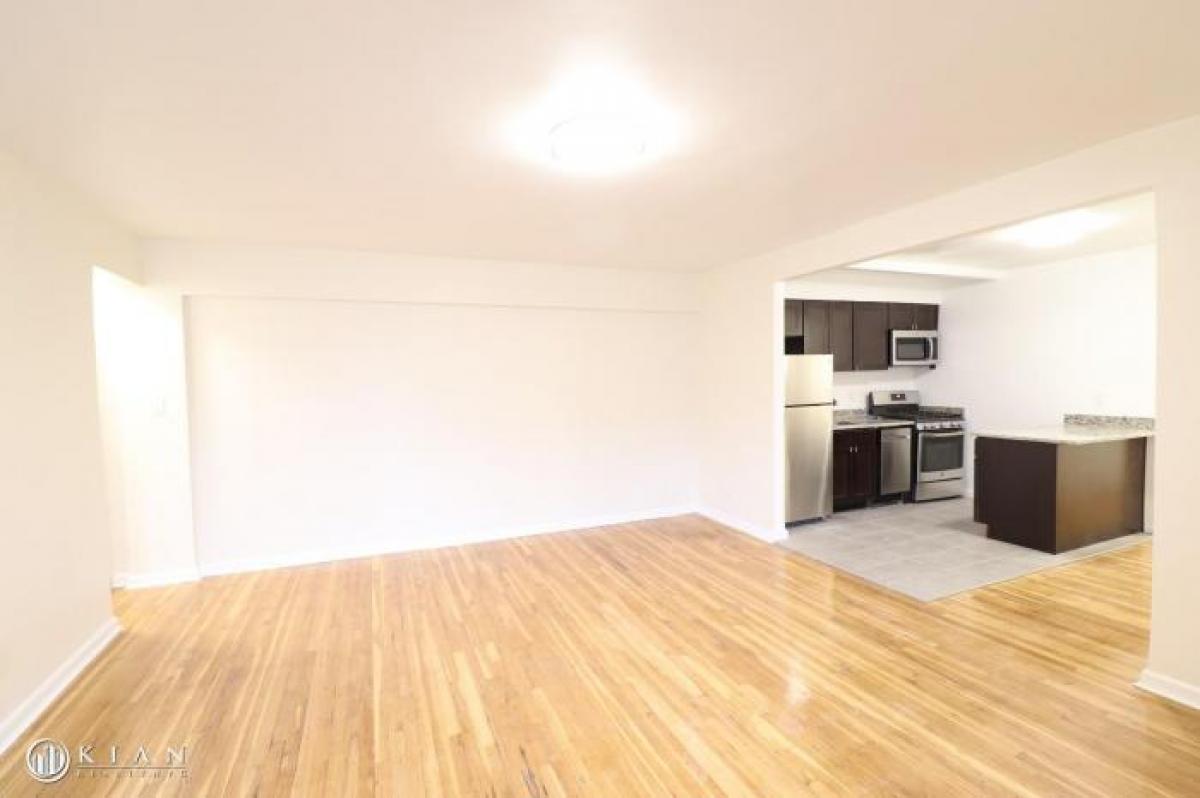 Picture of Apartment For Rent in Flushing, New York, United States