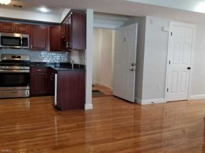 Apartment For Rent in Roxbury, Massachusetts