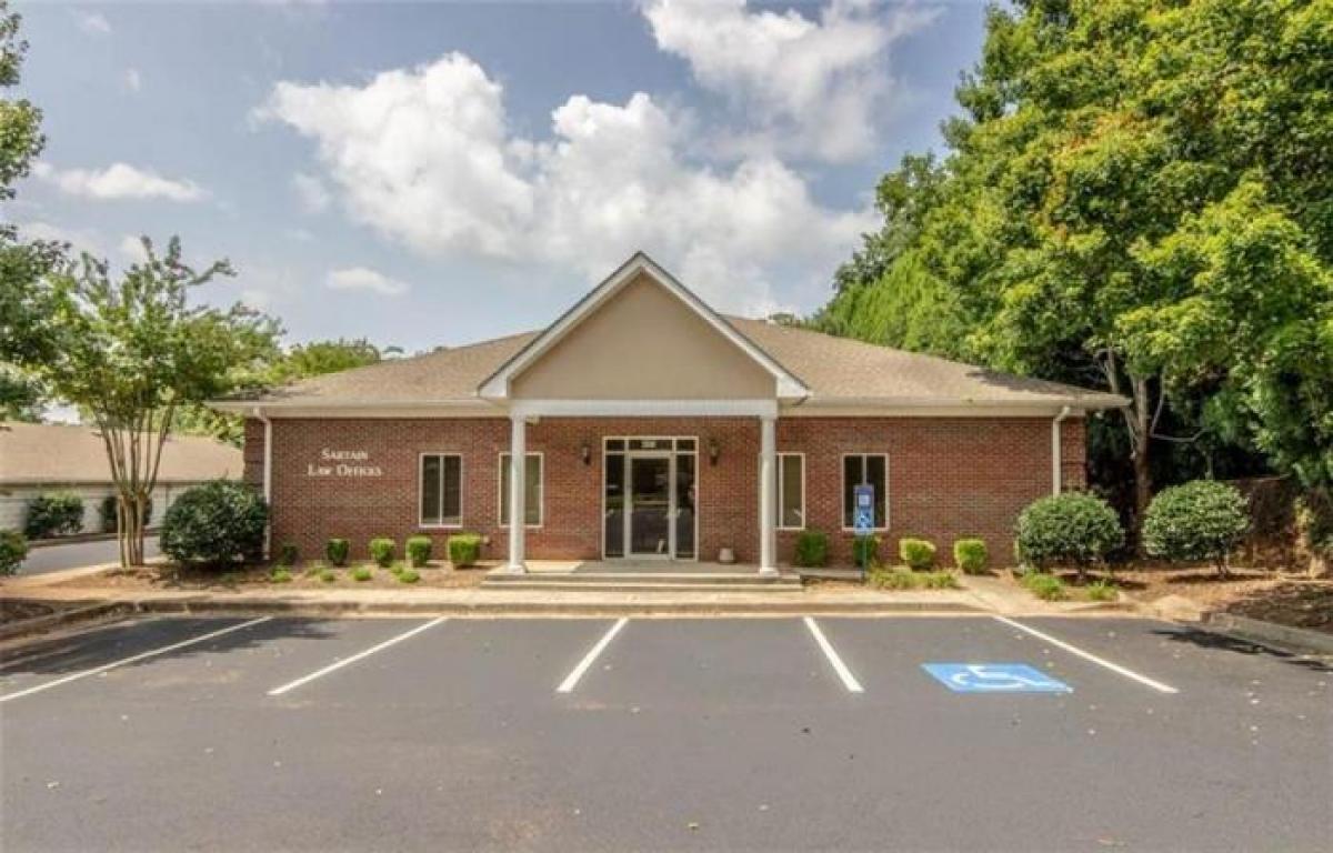 Picture of Retail For Sale in Gainesville, Georgia, United States