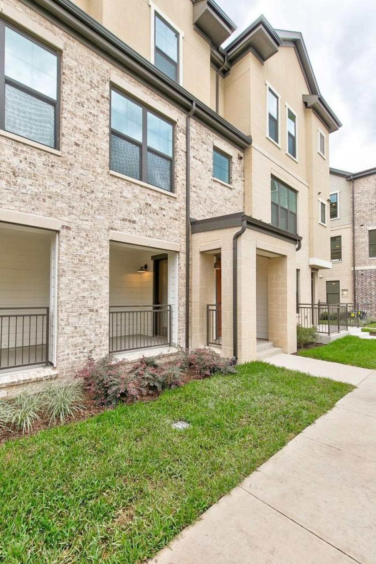 Picture of Apartment For Rent in Addison, Texas, United States