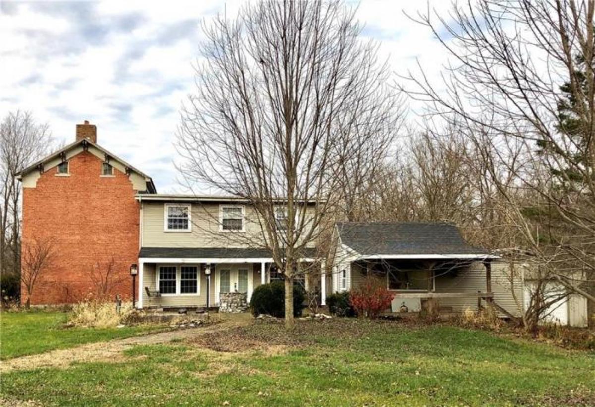 Picture of Home For Sale in Liberty, Indiana, United States