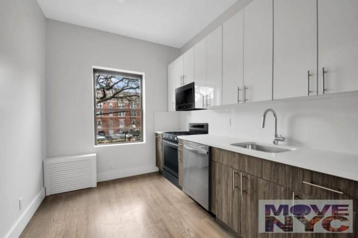 Picture of Apartment For Rent in Kew Gardens, New York, United States