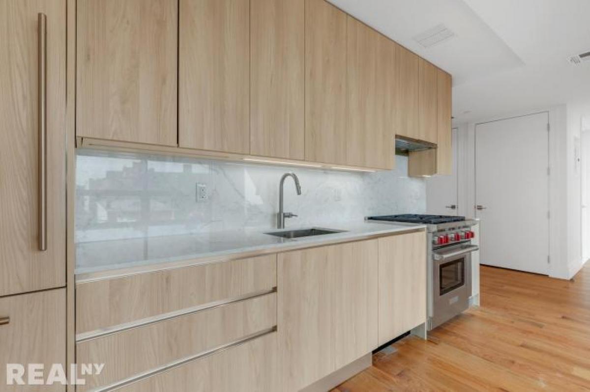 Picture of Condo For Sale in Brooklyn, New York, United States