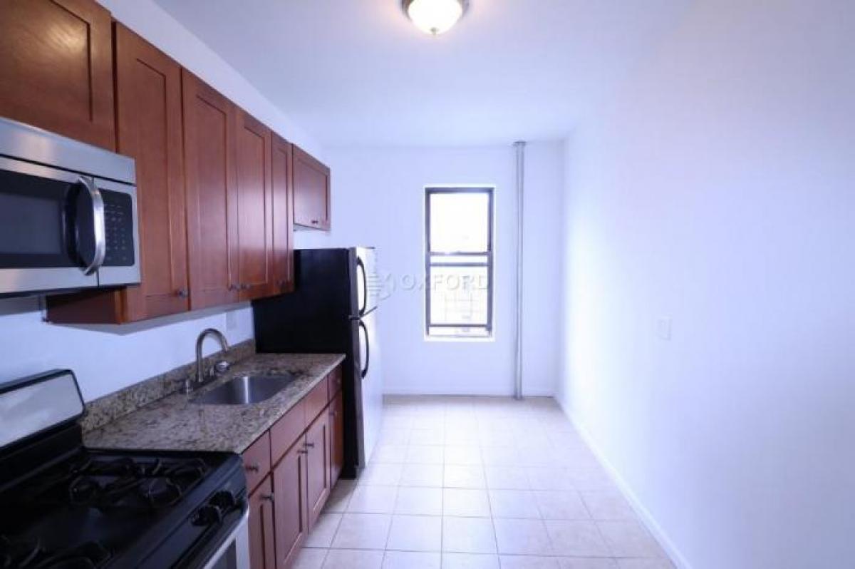 Picture of Apartment For Rent in Flushing, New York, United States