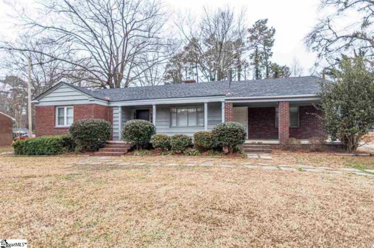 Picture of Home For Sale in Belton, South Carolina, United States