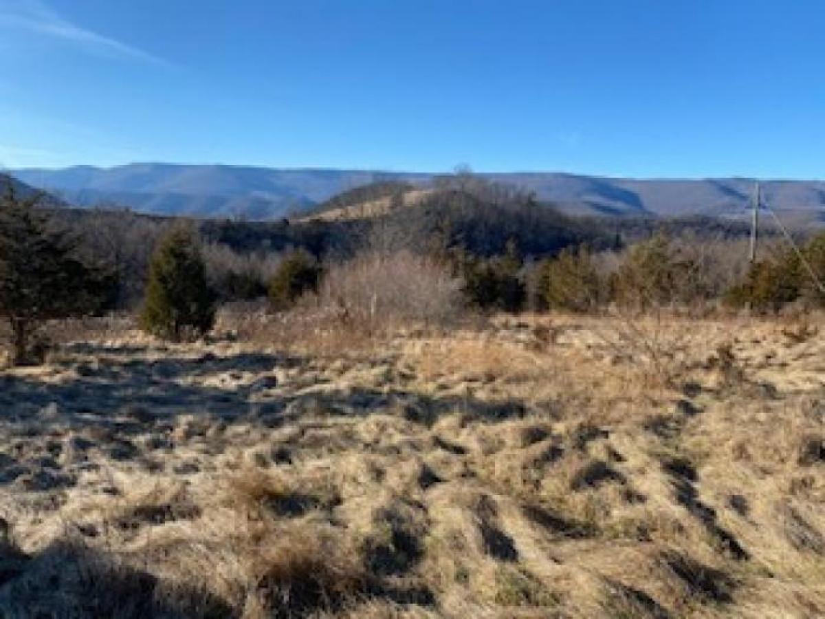 Picture of Home For Sale in Riverton, West Virginia, United States