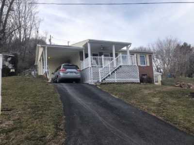 Home For Sale in Franklin, West Virginia