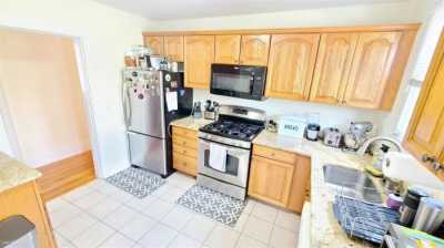 Apartment For Rent in Chestnut Hill, Massachusetts