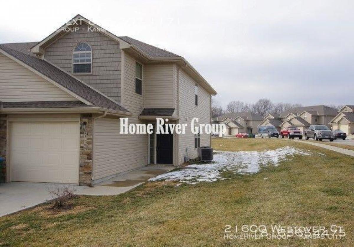 Picture of Home For Rent in Peculiar, Missouri, United States