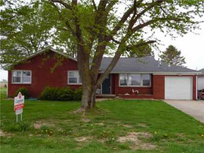 Home For Sale in Manilla, Indiana