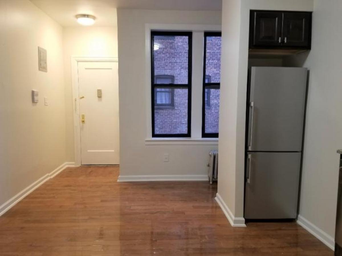 Picture of Apartment For Rent in Elmhurst, New York, United States