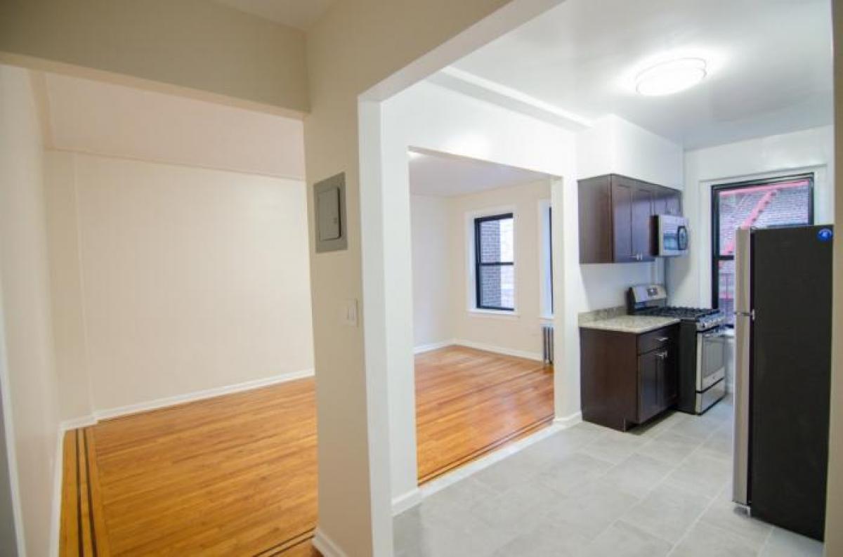 Picture of Apartment For Rent in Jackson Heights, New York, United States