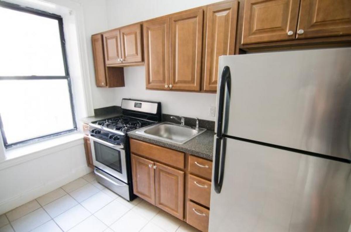 Picture of Apartment For Rent in Kew Gardens, New York, United States